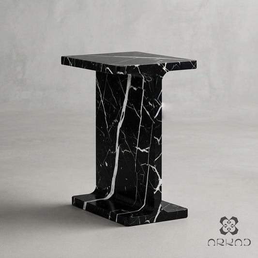SIDE TABLE - ALEXANDER BLACK